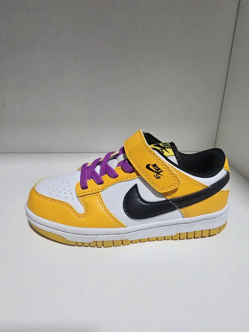 Zapatillas deportivas Nike para niños talla 32 - 2