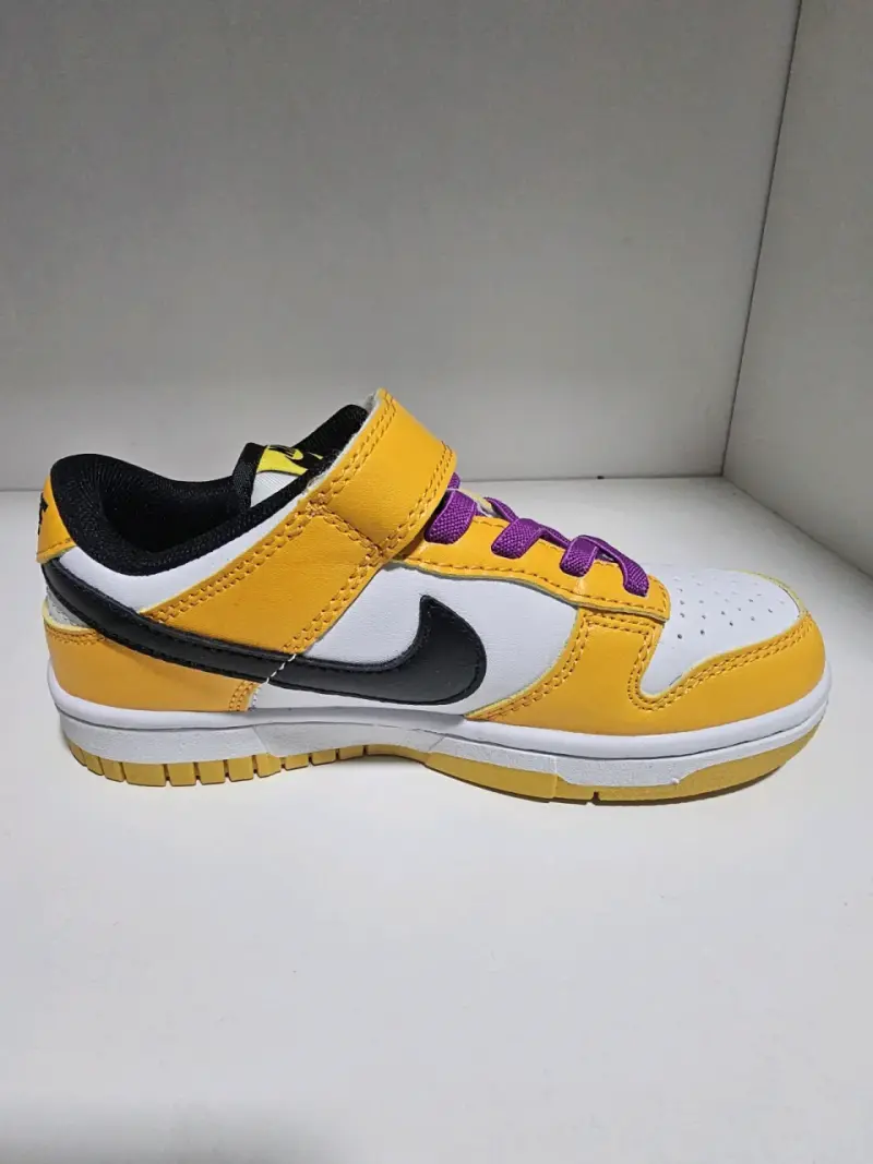 Zapatillas deportivas Nike para niños talla 32 - 3