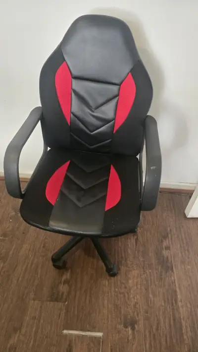 Silla Gamer Negra y Roja Ergonómica - miniatura 2
