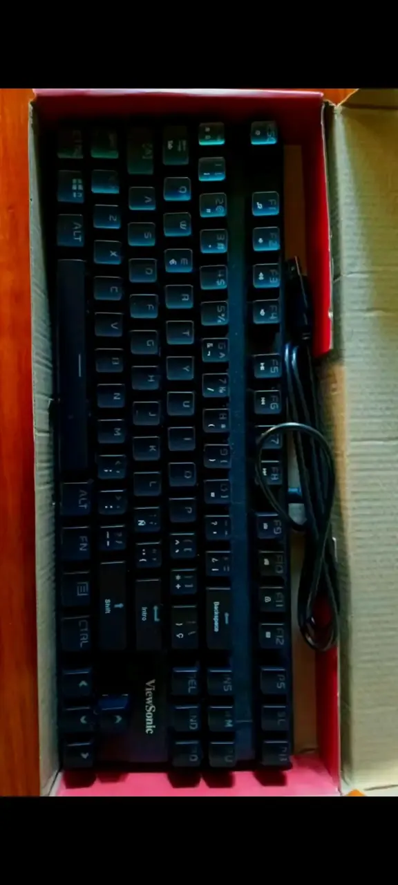 Teclado mecánico ViewSonic retroiluminado - 1