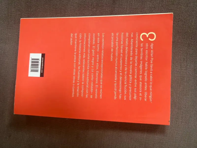 Libro 'Cuentos' de Edgar Allan Poe en buen estado - 2