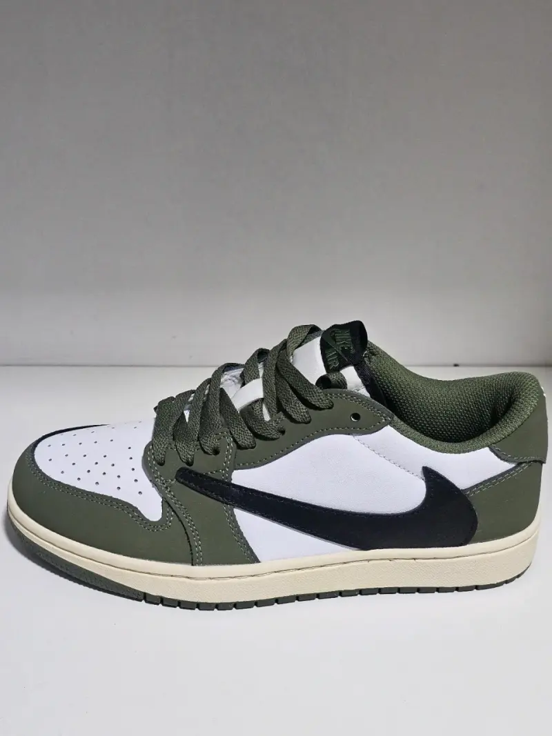 Nike Air Jordan 1 Retro Low Travis Scott. - 2
