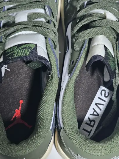 Nike Air Jordan 1 Retro Low Travis Scott. - miniatura 5
