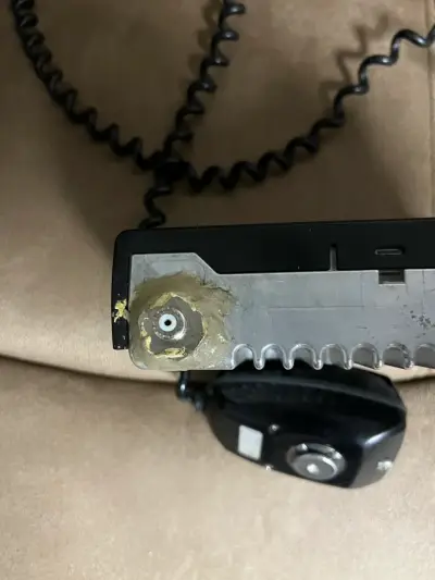 Radio móvil Motorola EM200 VHF con micrófono - miniatura 5