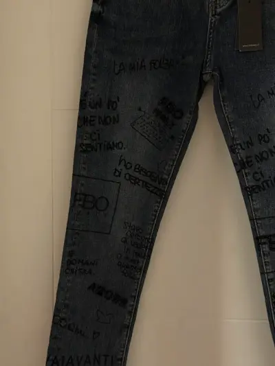 Jeans  FBO con diseño gráfico - miniatura 3