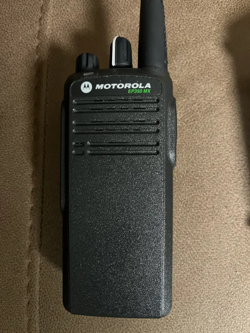 Cargador de Batería Motorola con Base - 5