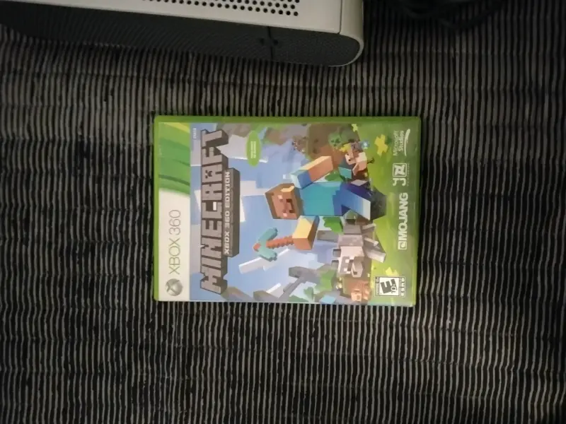 Consola Xbox 360 con juegos y control - 5