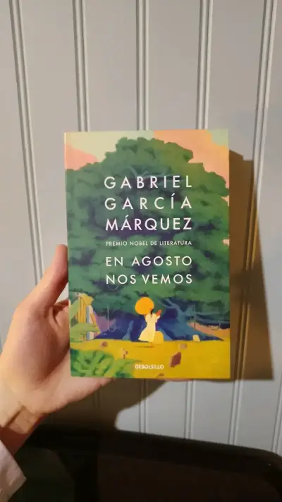 Libro En Agosto Nos Vemos de Gabriel García Márqu - miniatura 1