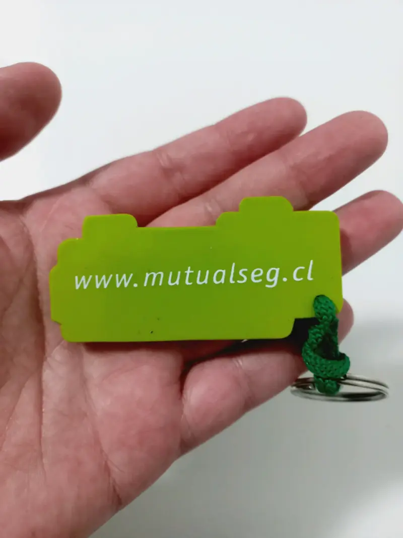 Lote de 14 llaveros promocionales - 4