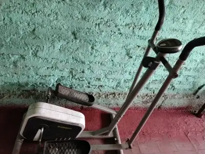 Elíptica Master Fit en buen estado - miniatura 3