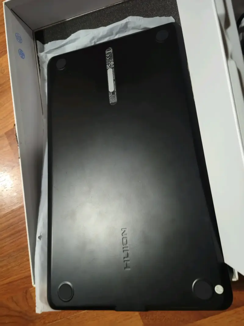 Huion Kamvas 13 con todo excepto manual - 2
