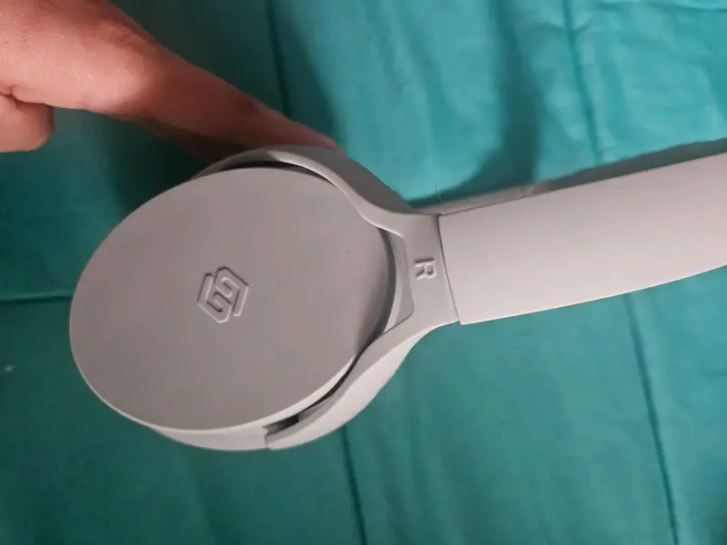 Auriculares inalámbricos con control de volumen - 3