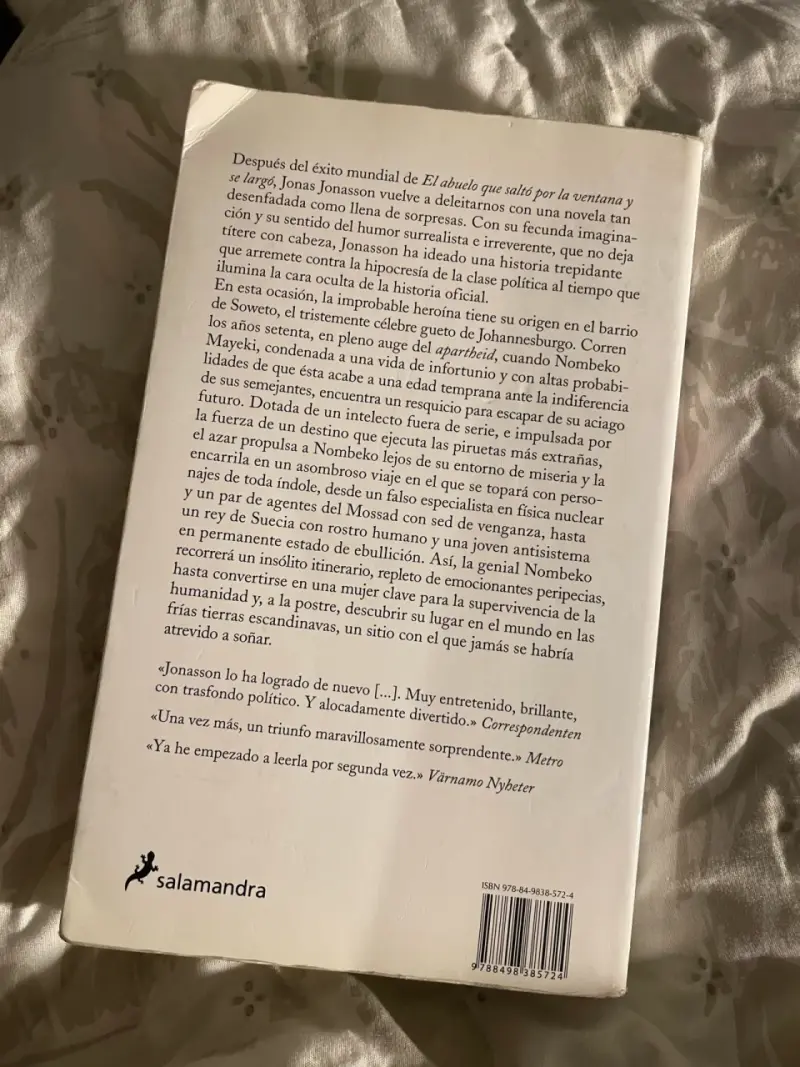 Libro de Jonas Jonasson: “La analfabeta que era…” - 2