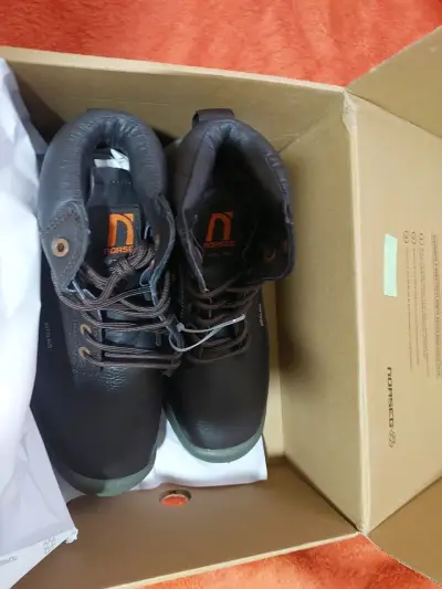 Zapatos talla 40 25cm - miniatura 2