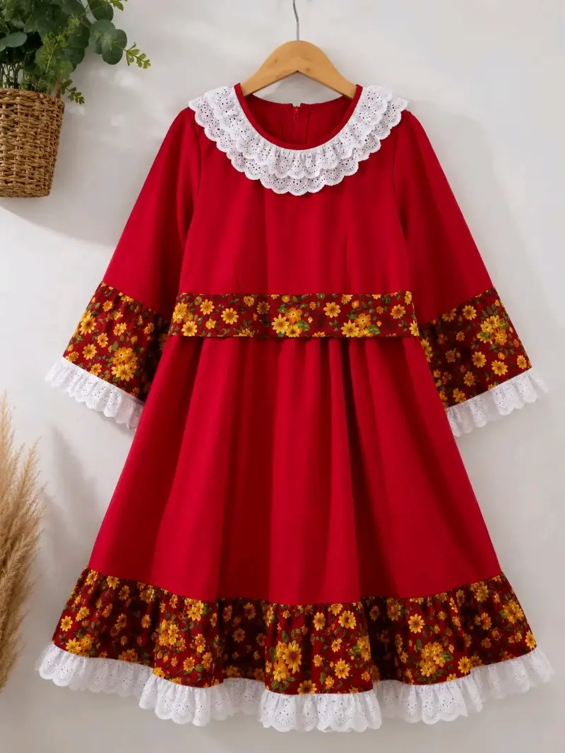 Vestido rojo huasa con encaje y flores para niña