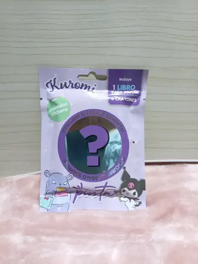 Set de Pintura Kuromi con Libro y Crayones - miniatura 4