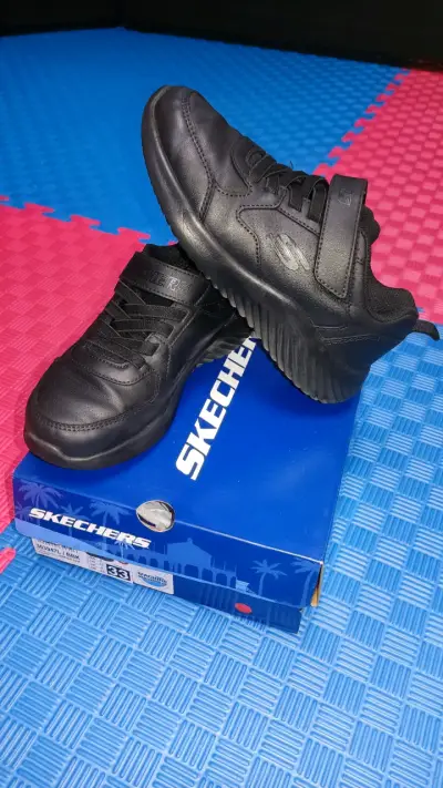 Zapatillas negras - miniatura 5