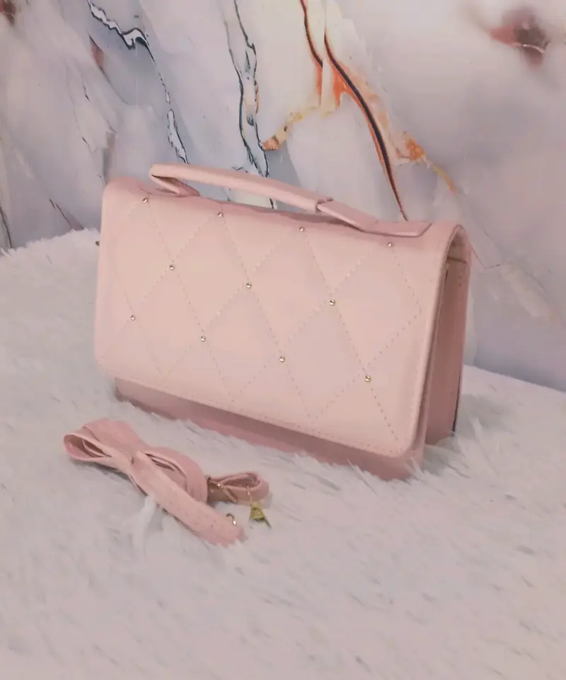 Cartera de mano con diseño acolchado - 4