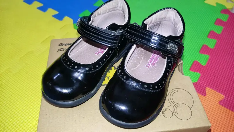 Zapatos de charol negro para niña Bubblegummers - 2