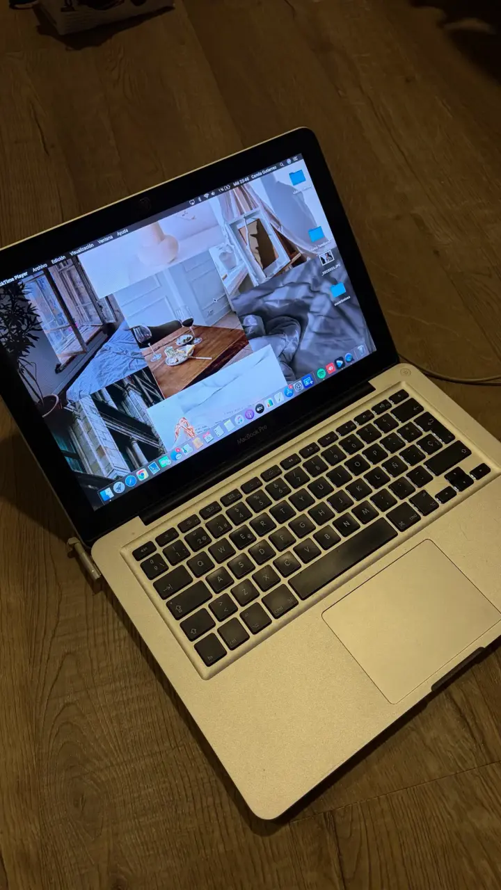 MacBook Pro 13 pulgadas con macOS Catalina - 2