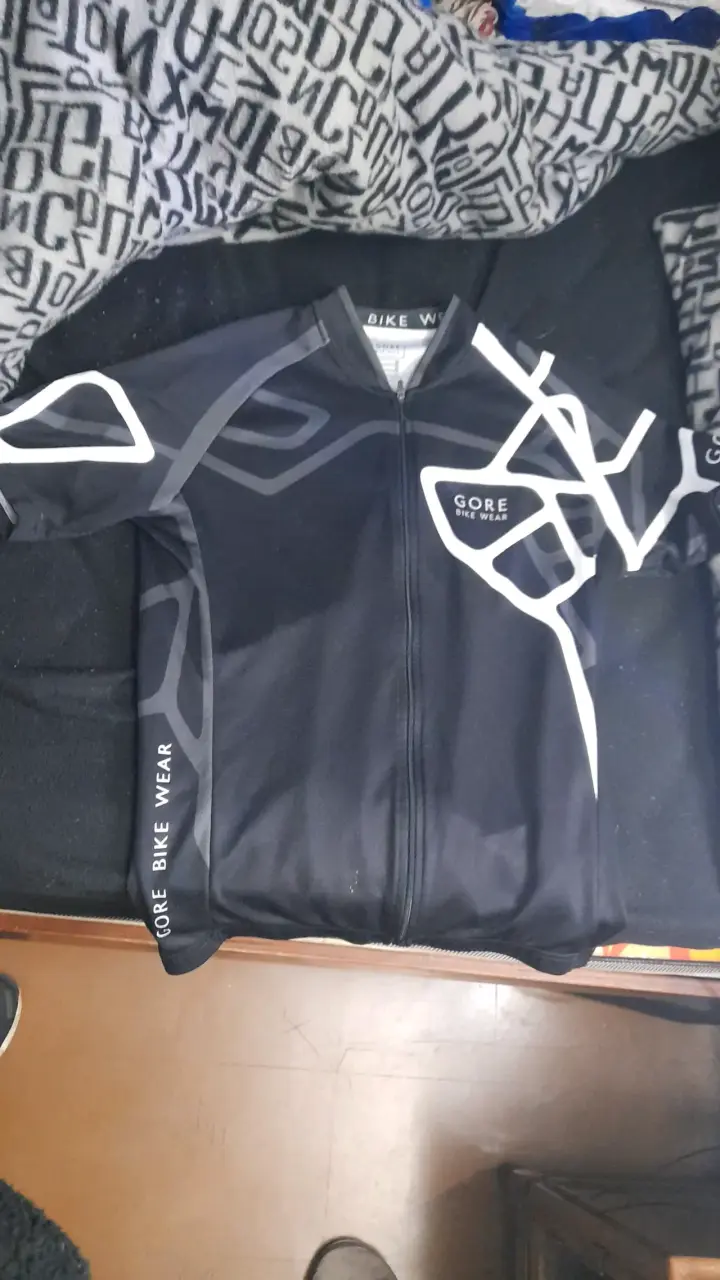 Conjunto de camisetas de ciclismo variadas - 3