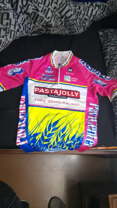 Conjunto de camisetas de ciclismo variadas - miniatura 5