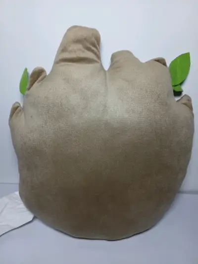 Cojín de peluche Groot con hojas decorativas - miniatura 2