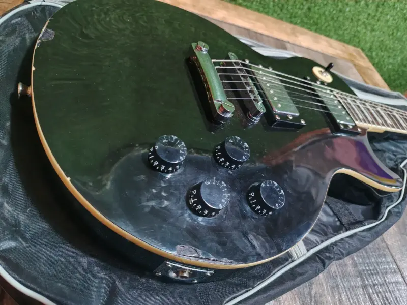 Guitarra eléctrica freeman modelo FRE40 BK - 3