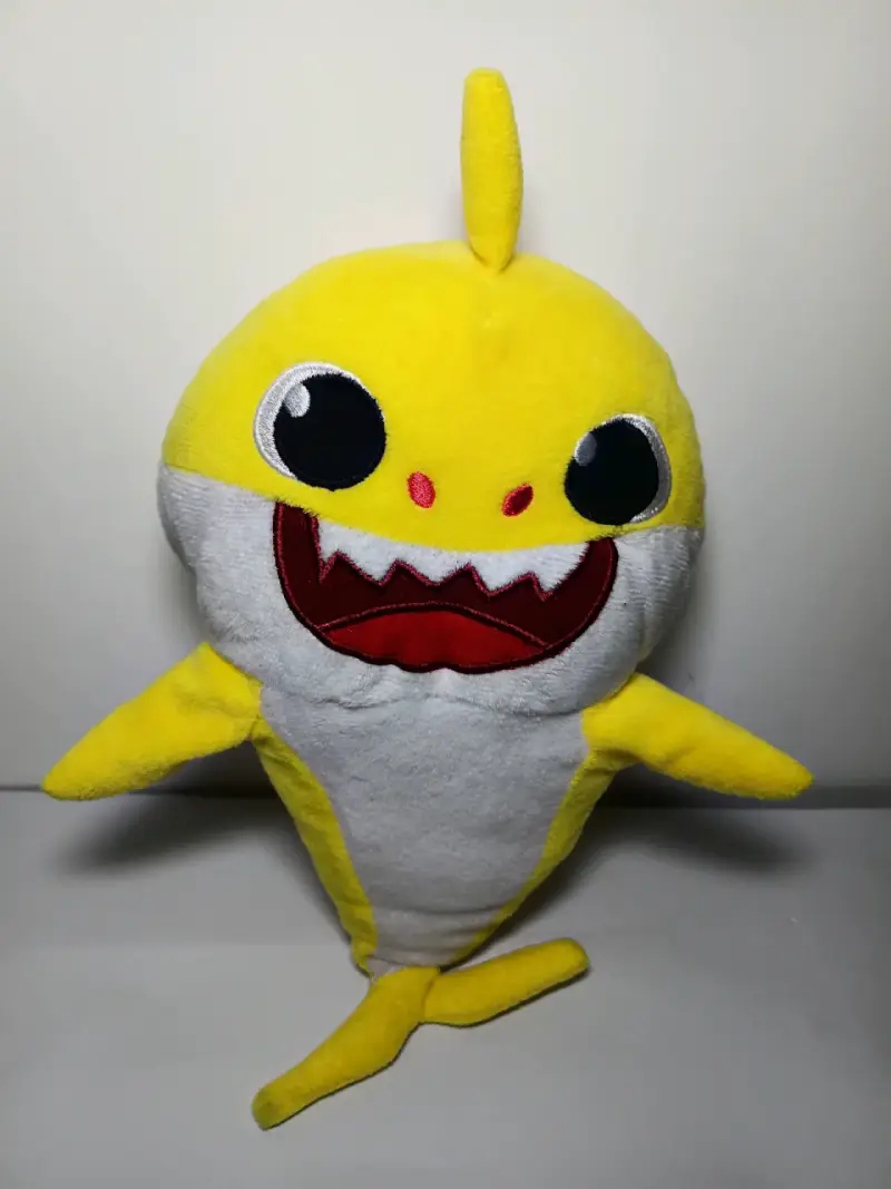 Peluche tiburón amarillo Baby Shark
