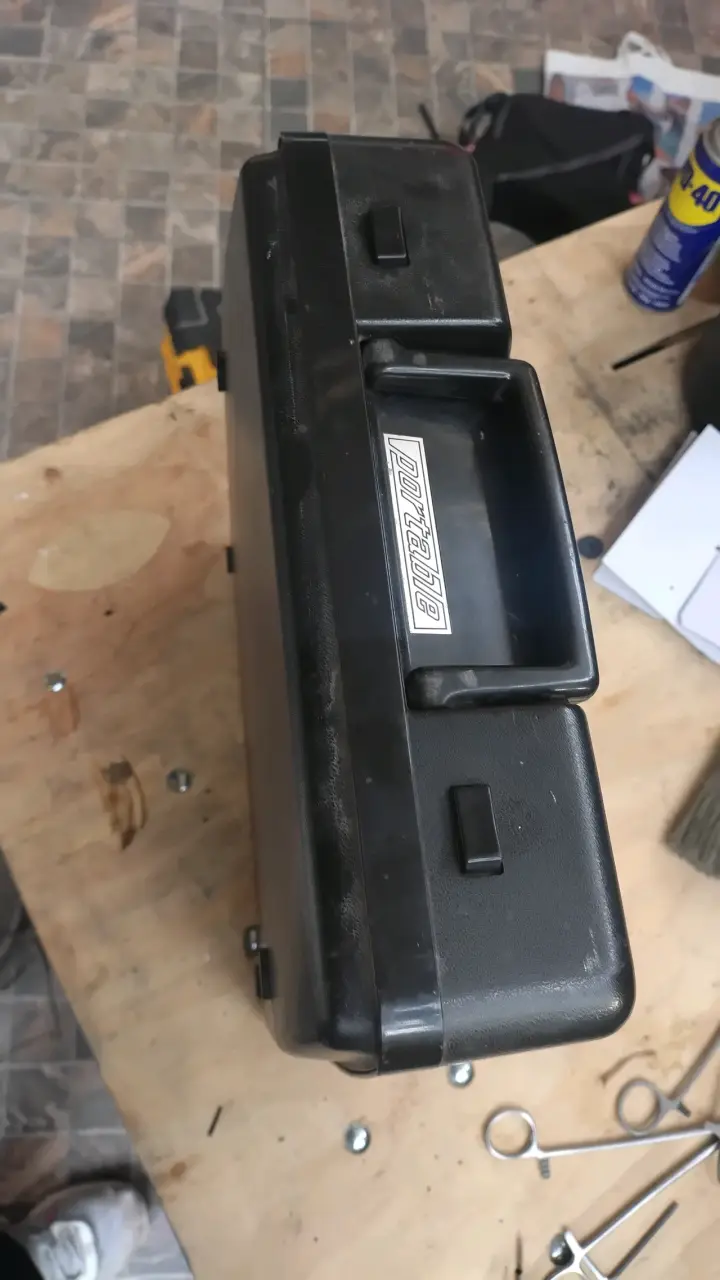 Máquina de escribir portátil Nakajima 550 - 2