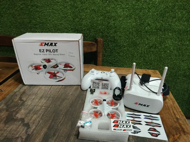 Drone de Carreras EMAX EZ Pilot con Gafas FPV - 2