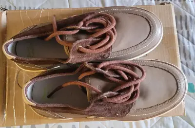 Zapatos casuales marrones para niño - miniatura 1