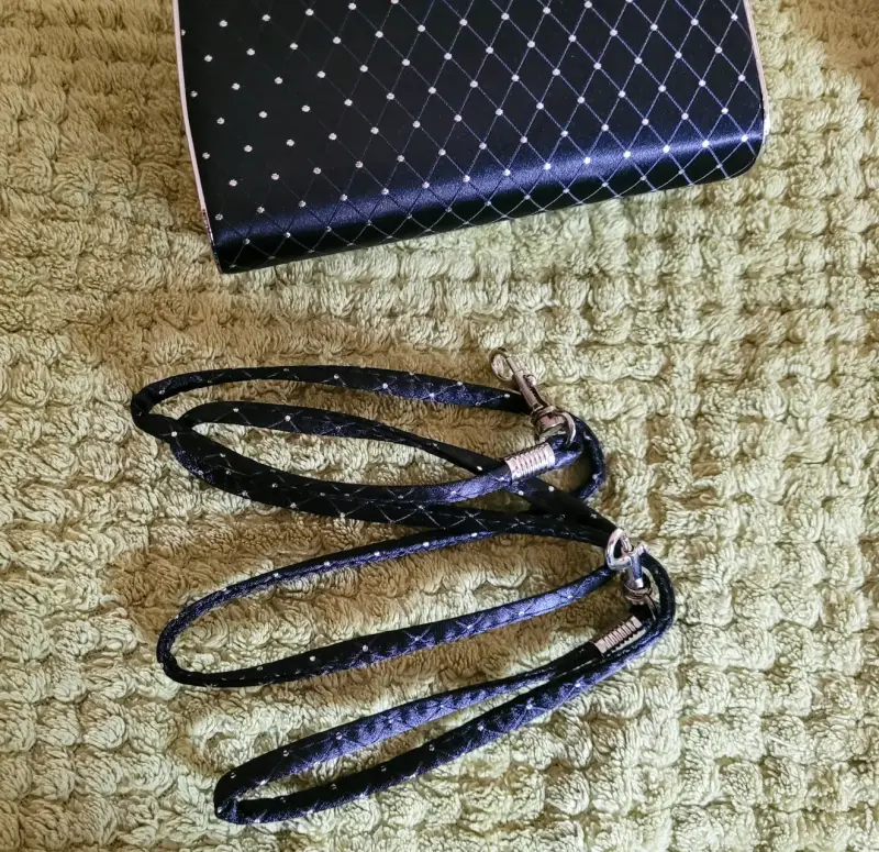 Cartera de mano fiesta negra con brillantes - 4