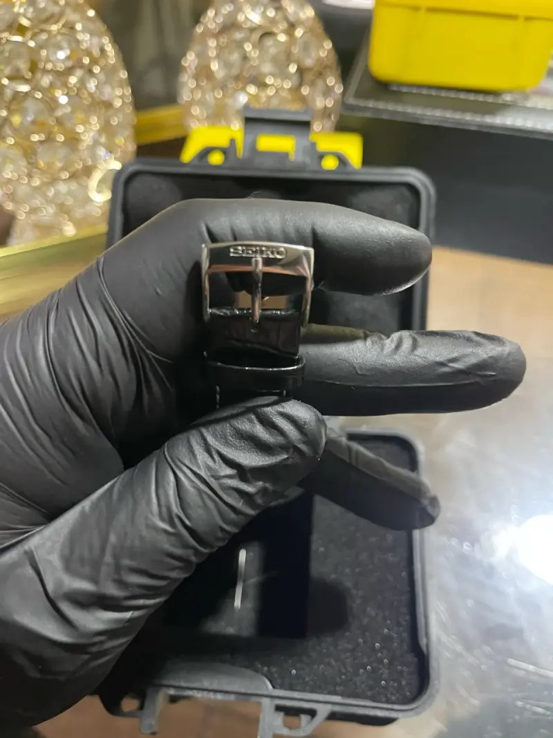 Reloj Seiko Solar Cronógrafo Negro - 2