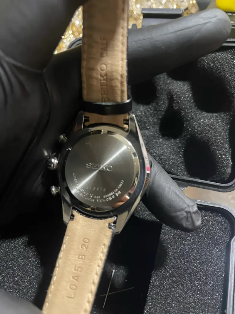Reloj Seiko Solar Cronógrafo Negro - 3