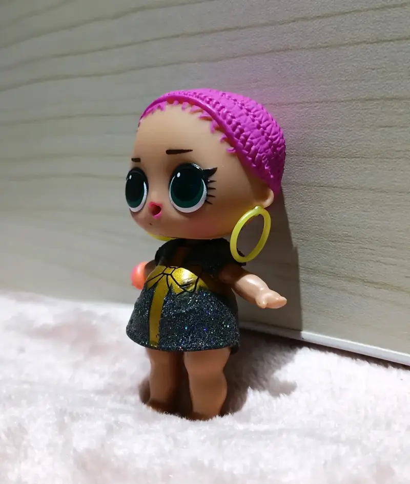 Muñeca LOL Surprise con Vestido Brillante - 4
