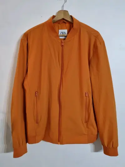 Chaqueta bomber naranja Zara para hombre - miniatura 1