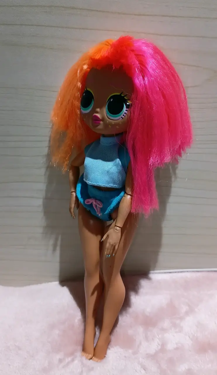 Muñeca LOL Surprise con cabello multicolor - 3