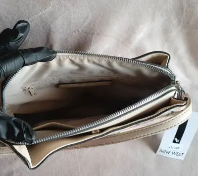 Cartera Nine West floral beige - miniatura 4