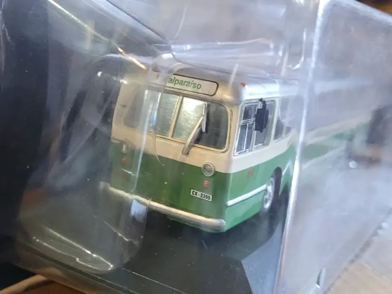 Modelo a escala Trolley Pullman Chile Luppa - 2