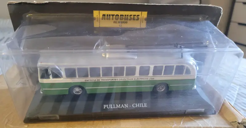 Modelo a escala Trolley Pullman Chile Luppa - 3