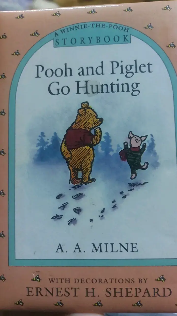 Libro 'Pooh and Piglet Go Hunting' de A. A. Milne