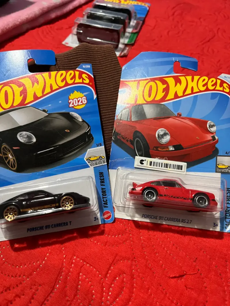 Autos Hot Wheels Porsche, Toyota y Ferrari
