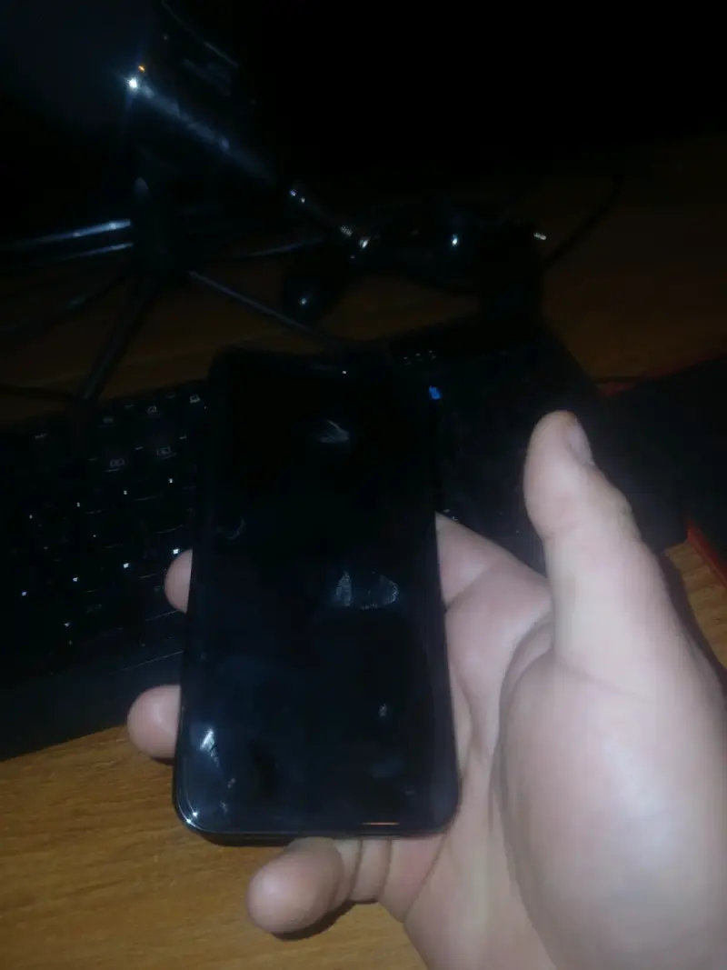 iPhone X con batería al 80% en buen estado - 6