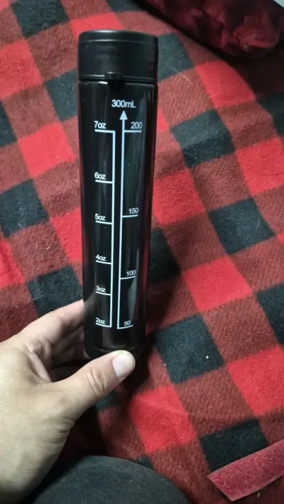 Botella medidora de 1200 ml con tapa amarilla - miniatura 3