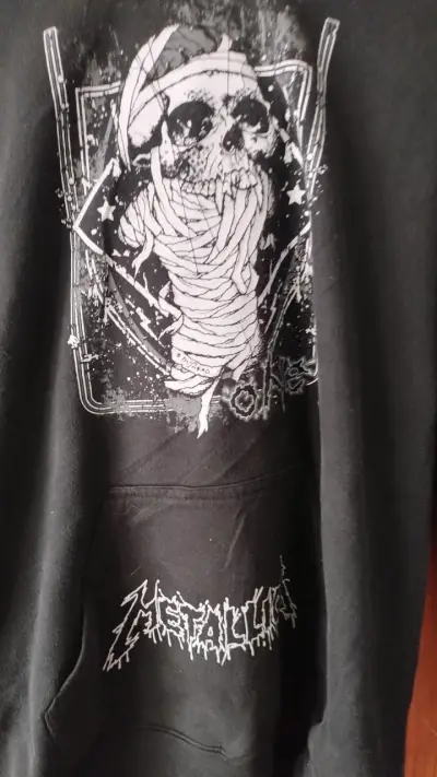 Polerón negro Metallica con diseño de calavera - miniatura 2