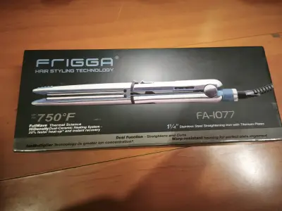 Plancha de Pelo Frigga FA-1077 con Placas de Titanio - miniatura 3