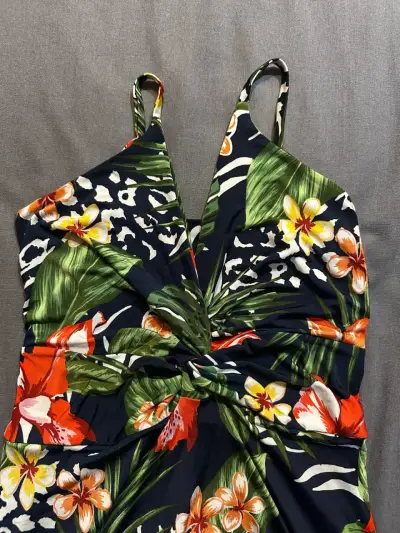 Vestido largo floral tropical para mujer - miniatura 2