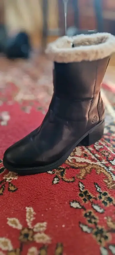 Botas de cuero negras Timberland con forro polar - miniatura 1