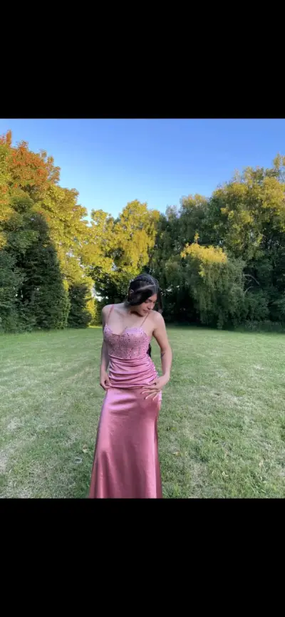 Vestido de gala - miniatura 1